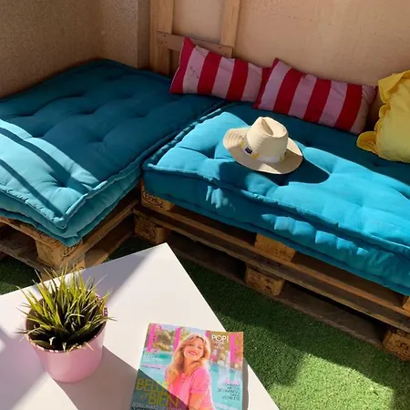 Climatise Avec Wifi Au Calme Sur Le Port. Apartment